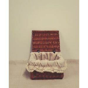 Békési fedeles fonott tároló doboz, népies béléssel, 17 cm